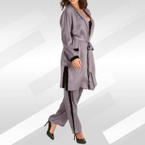 2/$50 Cosmo Style by Cosmopolitan Satin Gray Robe & Pajama Pants Set Size M